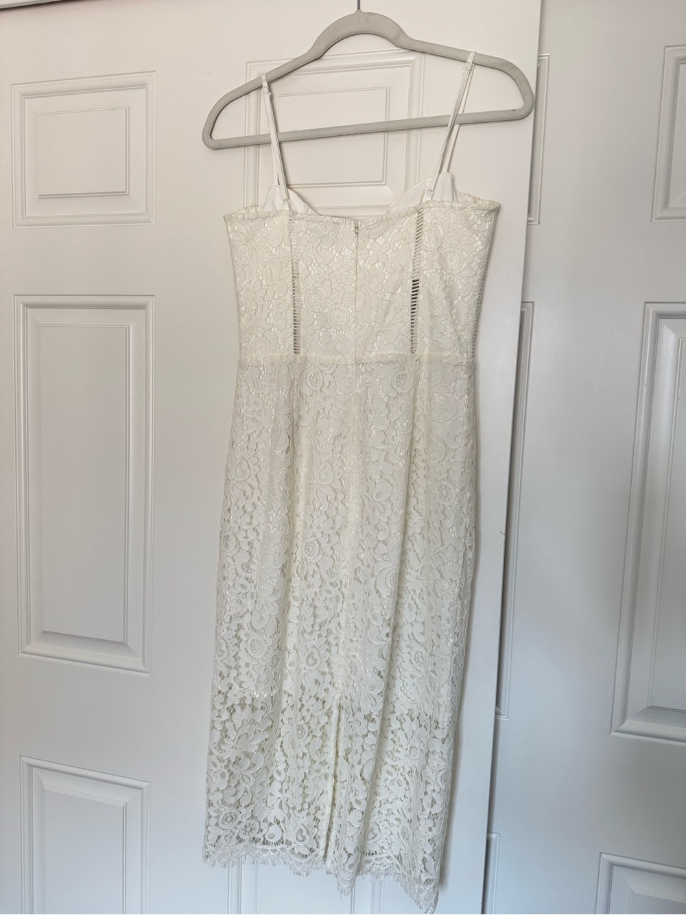 Bardot White Brielle Lace Midi Dress - Picture 5 of 11